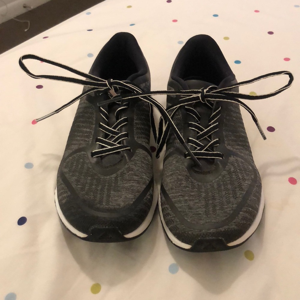 Adidas bounce